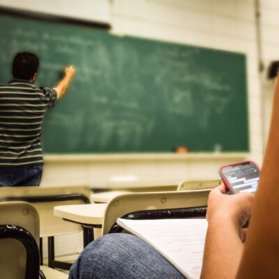 Como instituições de educação podem atrair mais alunos