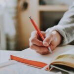 Como planejar os custos da pós-graduação EAD