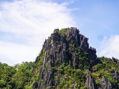 Como o ecoturismo vem influenciando políticas ambientais no Brasil