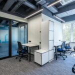 Para entender como a iluminação e produtividade se relacionam e como a luz afeta seu cansaço mental, é crucial saber que a lu