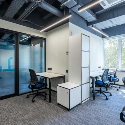 Para entender como a iluminação e produtividade se relacionam e como a luz afeta seu cansaço mental, é crucial saber que a lu