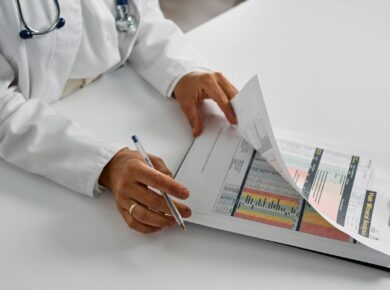 Para privacidade de dados de saúde: quem tem acesso ao seu histórico? No Brasil, o acesso é restrito ao paciente, profissiona