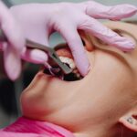 Para a saúde bucal e sua ligação com doenças cardíacas, é fundamental compreender que infecções orais, como gengivite e perio