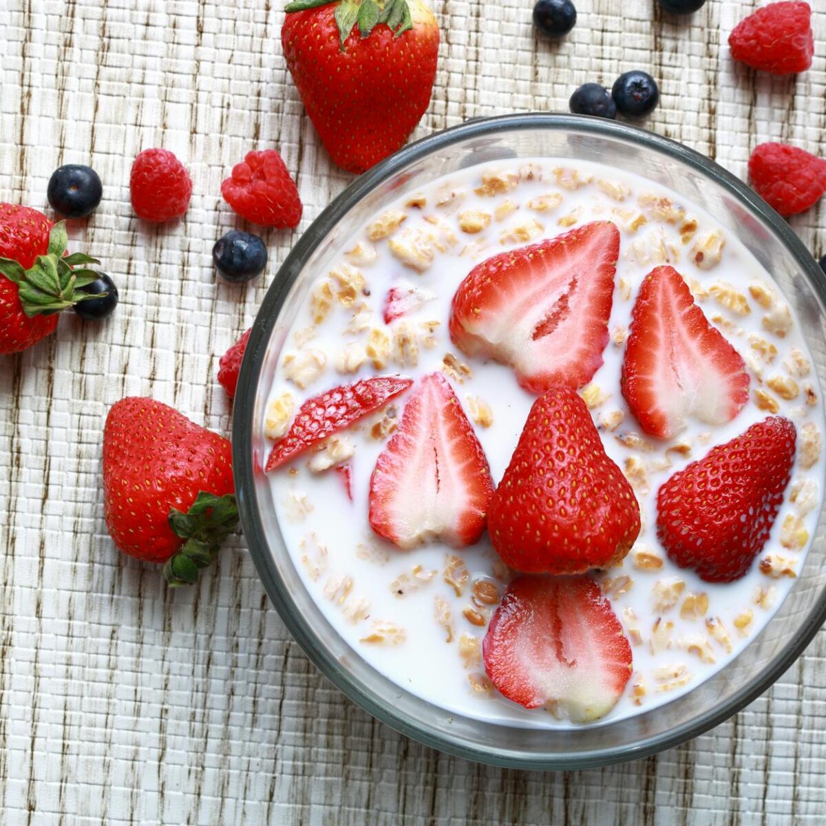 Para entender o que acontece com o corpo 24h após parar de fumar, saiba que os benefícios começam quase imediatamente. Em ape