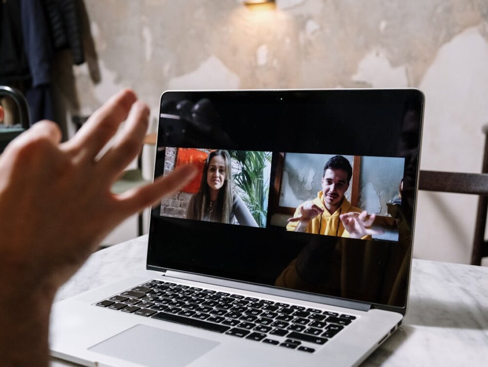 Comportamento online atual mostra busca por mais praticidade e rapidez