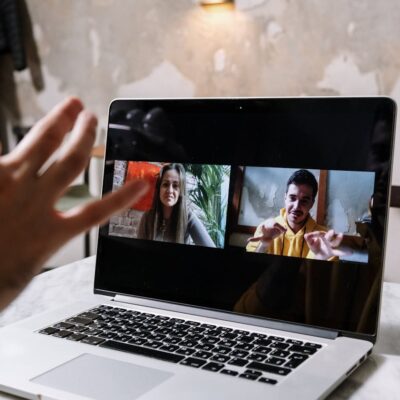 Comportamento online atual mostra busca por mais praticidade e rapidez